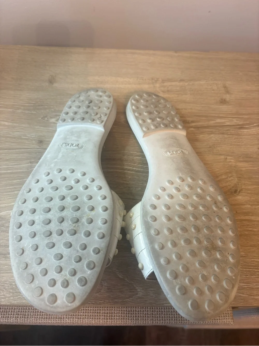 Tod’s White Patent Leather Gommino Stud Slide Sandals Women’s EU 37.5